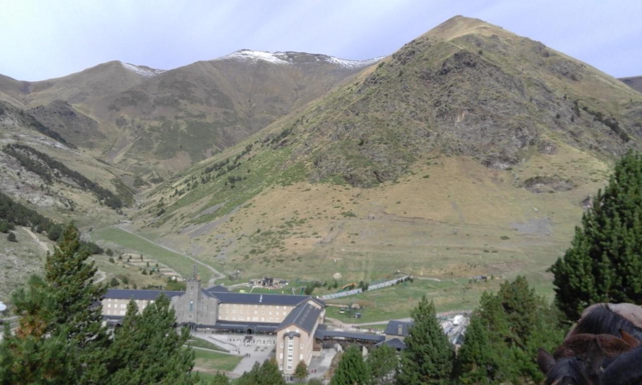 Allotjament Taga Ribes De Freser Buitenkant foto