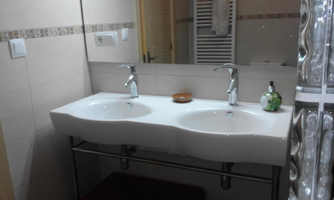 Allotjament Taga Ribes De Freser Buitenkant foto
