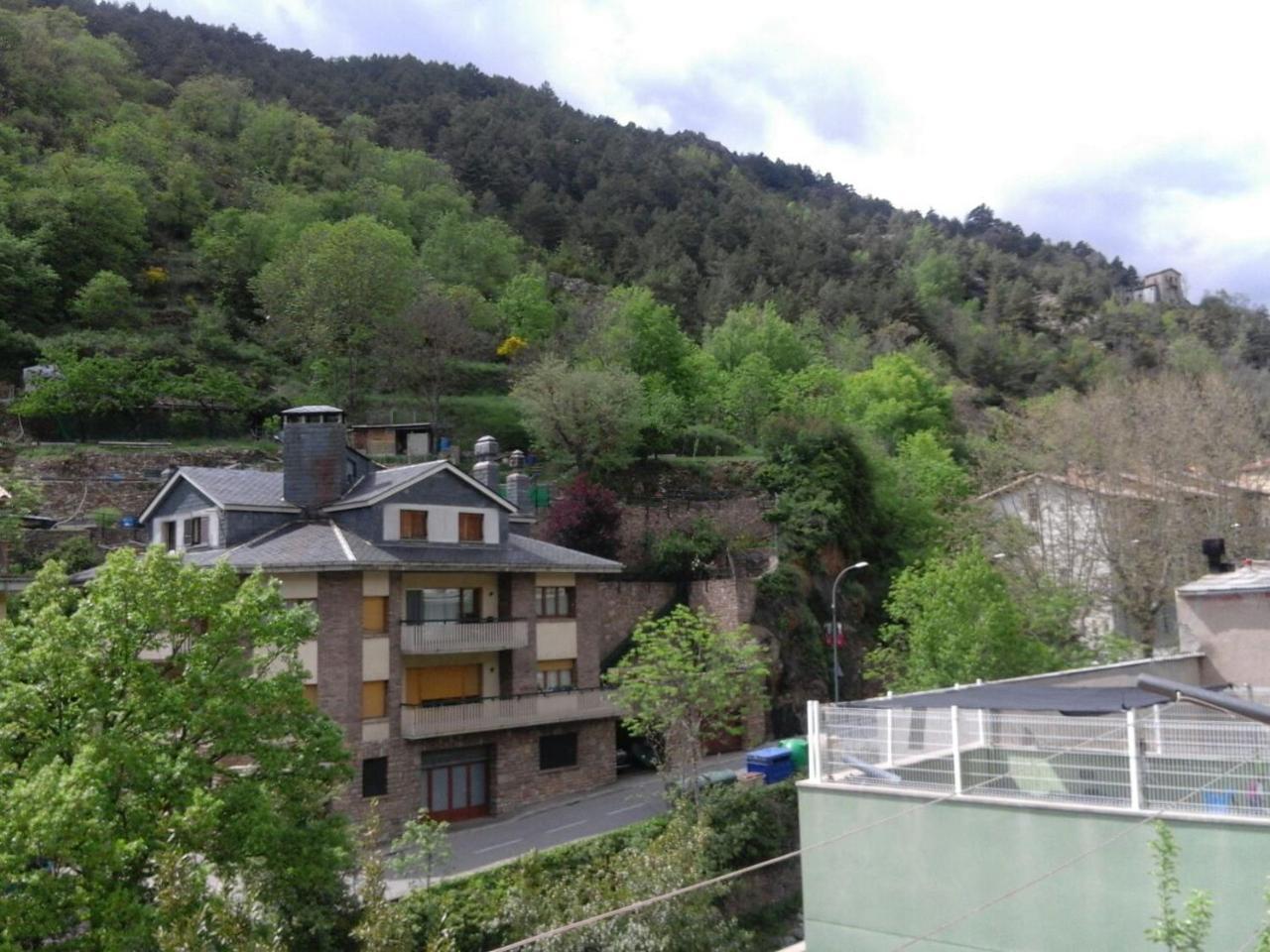 Allotjament Taga Ribes De Freser Buitenkant foto