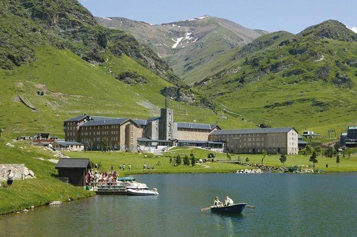 Allotjament Taga Ribes De Freser Buitenkant foto