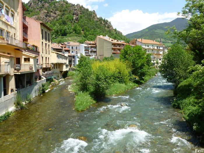 Allotjament Taga Ribes De Freser Buitenkant foto